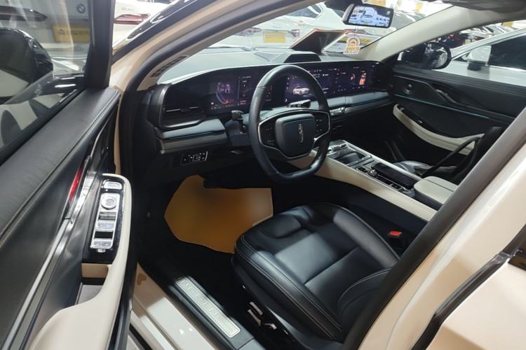 Used Lincoln Z 2022 iCool Luxury Edition Driver Seat