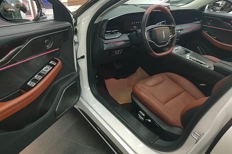 Used Lincoln Z 2022 Facelift iEnjoy Luxury Edition Driver Seat