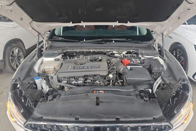 Used Lincoln Z 2022 iEnjoy Prestige Edition Engine Bay