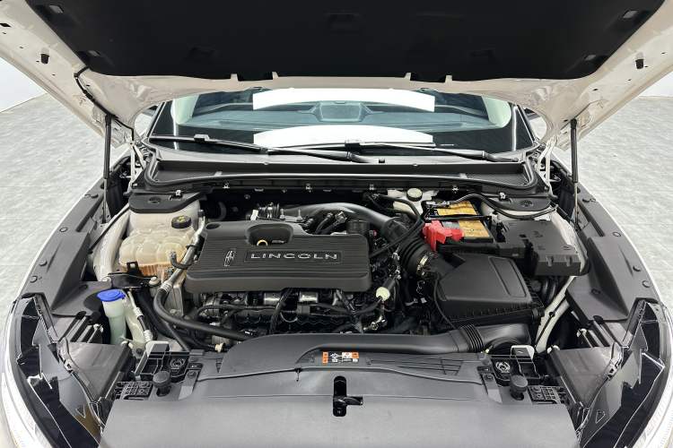 Used Lincoln Z 2022 iCool Luxury Edition Engine Bay