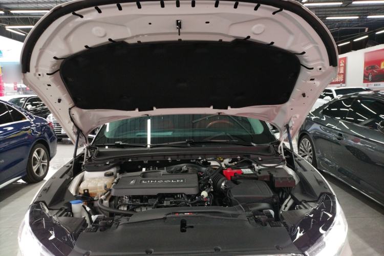 Used Lincoln Z 2022 iXiang Luxury Edition Engine Bay