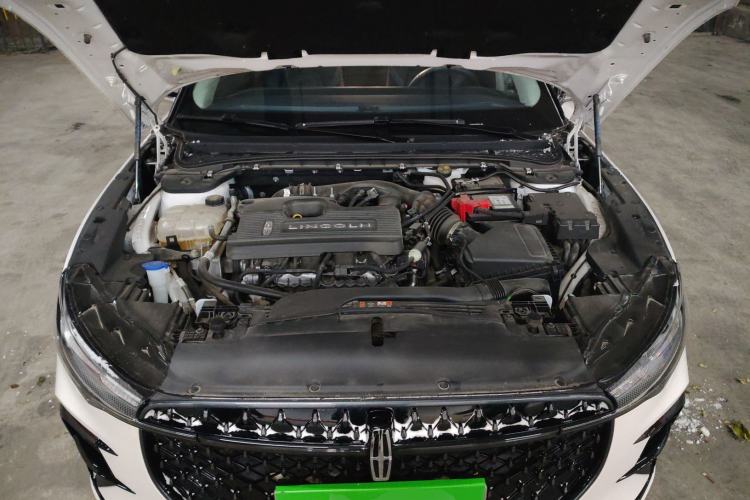Used Lincoln Z 2022 iKoo Luxury Edition Engine Bay