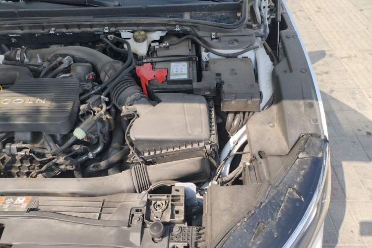 Used Lincoln Z 2022 iKoo Luxury Edition Engine Bay Left
