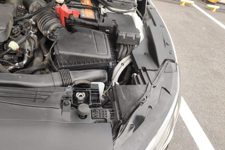 Used Lincoln Z 2022 Facelift iCool Deluxe Edition Engine Bay Left