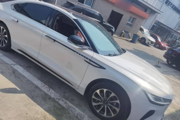Used Lincoln Z 2022 iXiang Luxury Edition Front Right 45 Deg