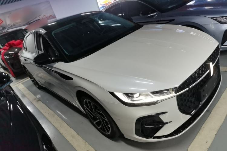 Used Lincoln Z 2022 iKoo Luxury Edition Front Right 45 Deg