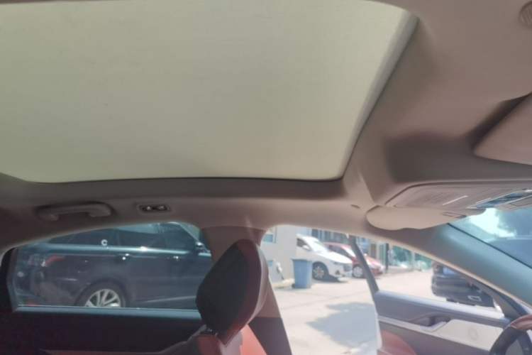 Used Lincoln Z 2022 iXiang Luxury Edition Headliner