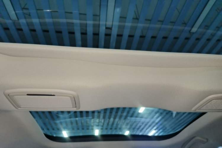 Used Lincoln Z 2022 iKoo Luxury Edition Headliner