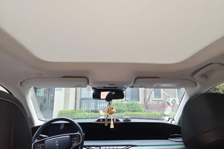 Used Lincoln Z 2022 iCool Luxury Edition Headliner
