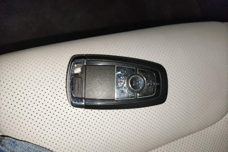 Used Lincoln Z 2022 iEnjoy Luxury Edition Interior 1