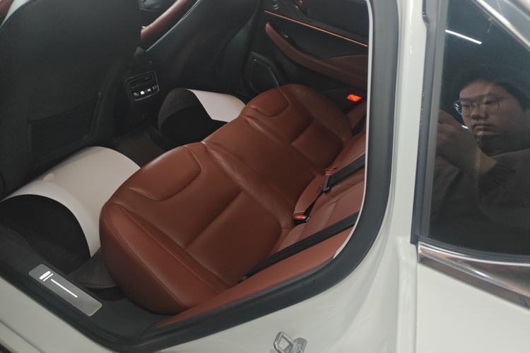 Used Lincoln Z 2022 iEnjoy Prestige Edition Interior 4
