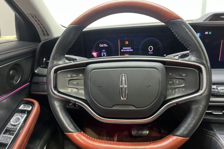 Used Lincoln Z 2022 iEnjoy Luxury Edition Interior 5