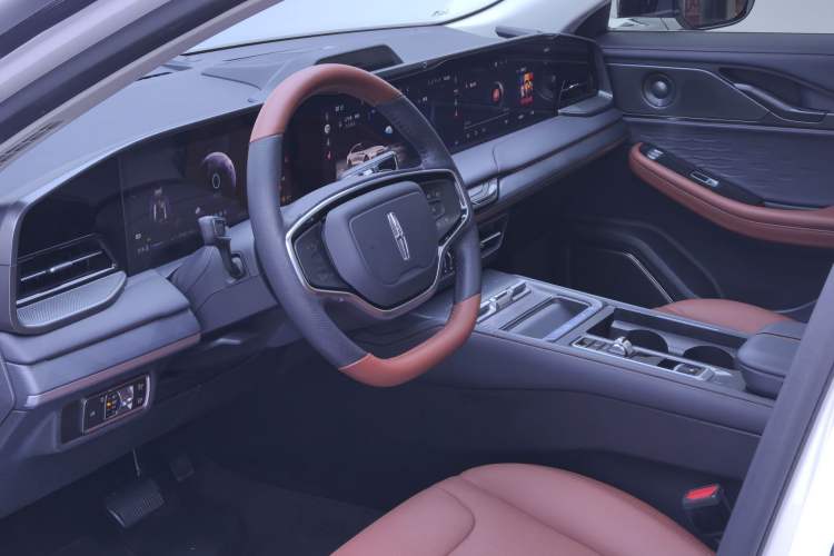 Used Lincoln Z 2022 Facelift iEnjoy Luxury Edition Interior 5