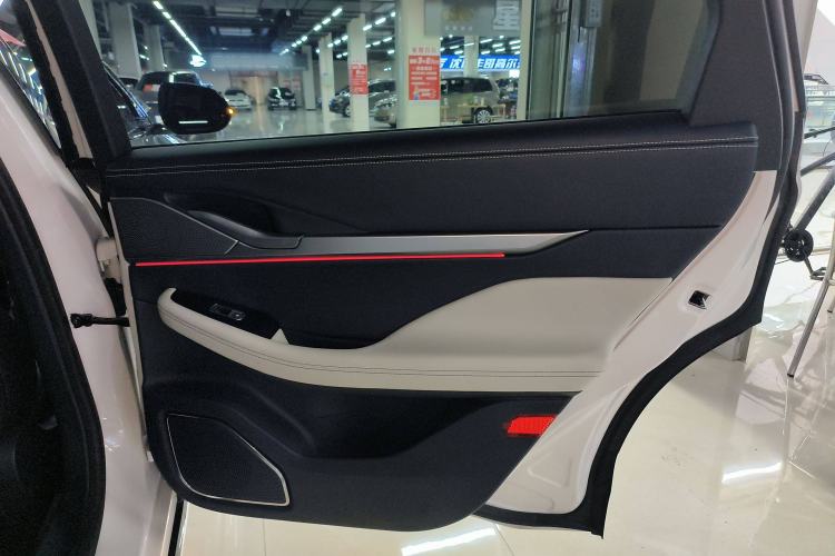 Used Lincoln Z 2022 iKoo Deluxe Edition Interior 6