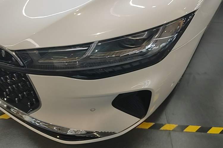 Used Lincoln Z 2022 Facelift iEnjoy Luxury Edition Left Front Headlight