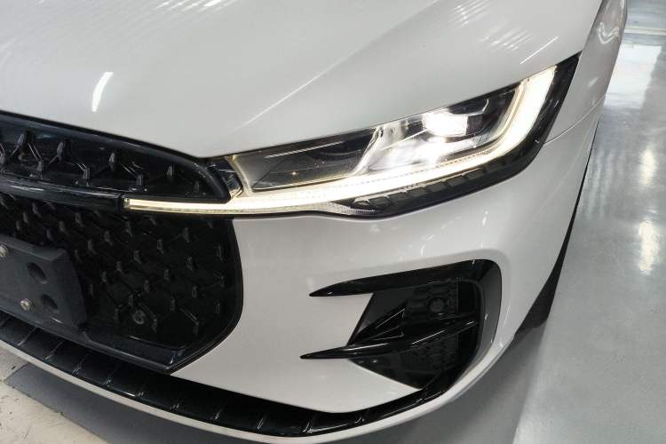 Used Lincoln Z 2022 Facelift iCool Deluxe Edition Left Front Headlight