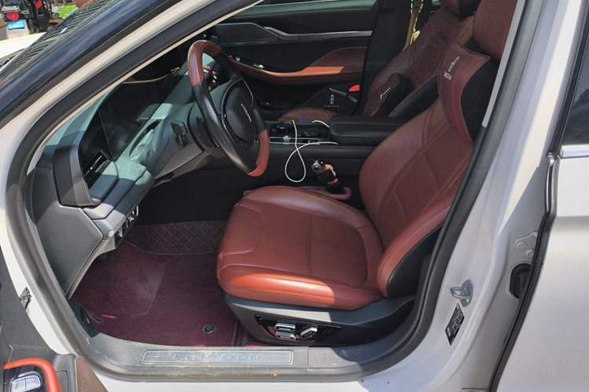 Used Lincoln Z 2022 iXiang Luxury Edition Left Front Seat
