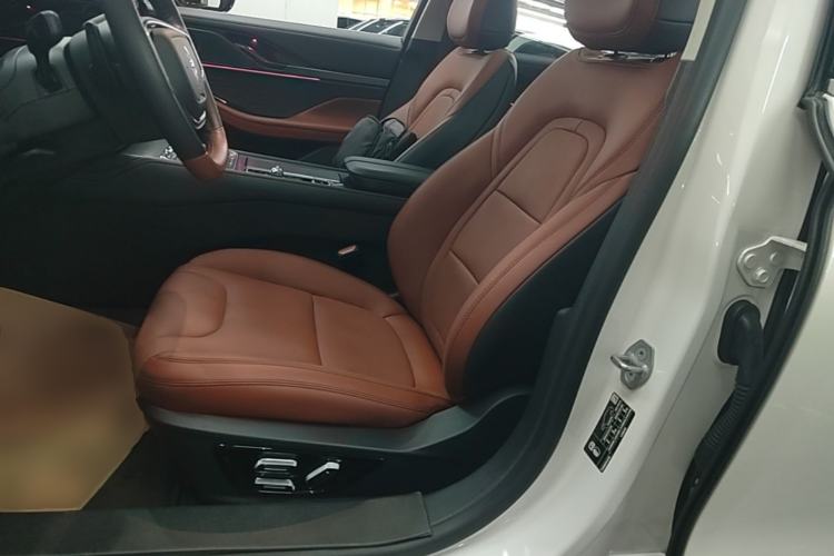 Used Lincoln Z 2022 Facelift iEnjoy Luxury Edition Left Front Seat