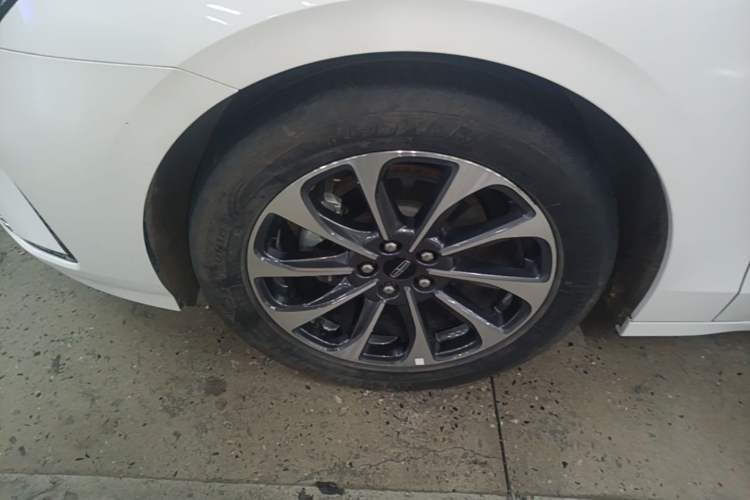 Used Lincoln Z 2022 Facelift iEnjoy Deluxe Edition Left Front Wheel Hub