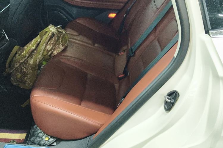 Used Lincoln Z 2022 iXiang Luxury Edition Left Rear Seat