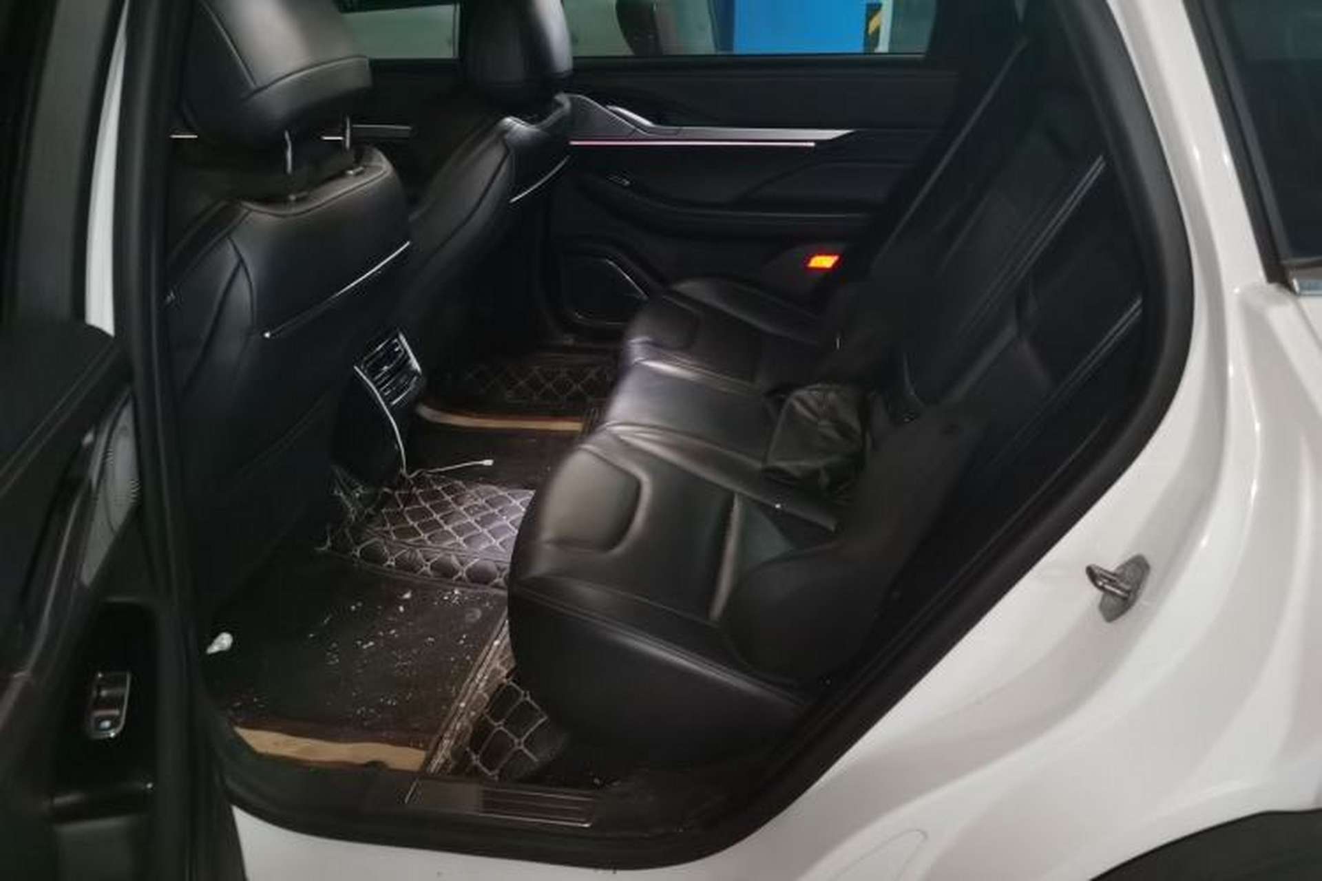 Used Lincoln Z 2022 iKoo Deluxe Edition Left Rear Seat