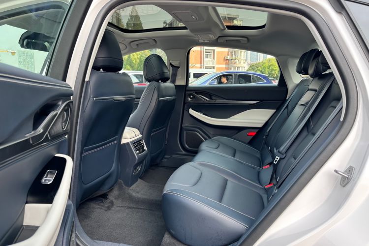 Used Lincoln Z 2022 iKoo Luxury Edition Left Rear Seat