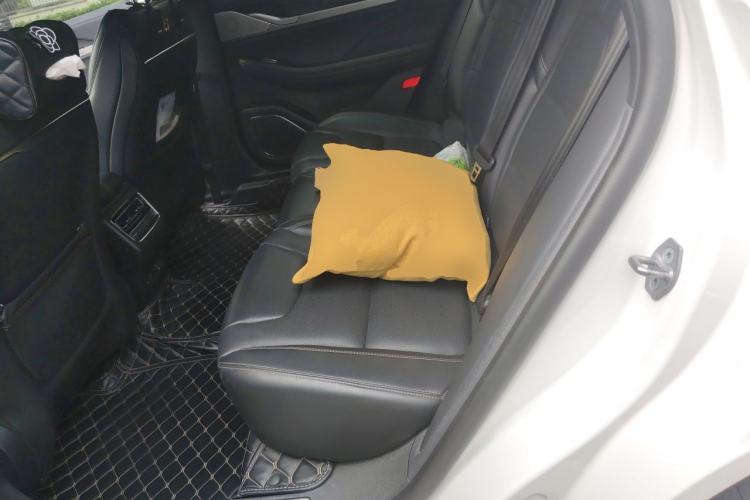 Used Lincoln Z 2022 Facelift iCool Deluxe Edition Left Rear Seat