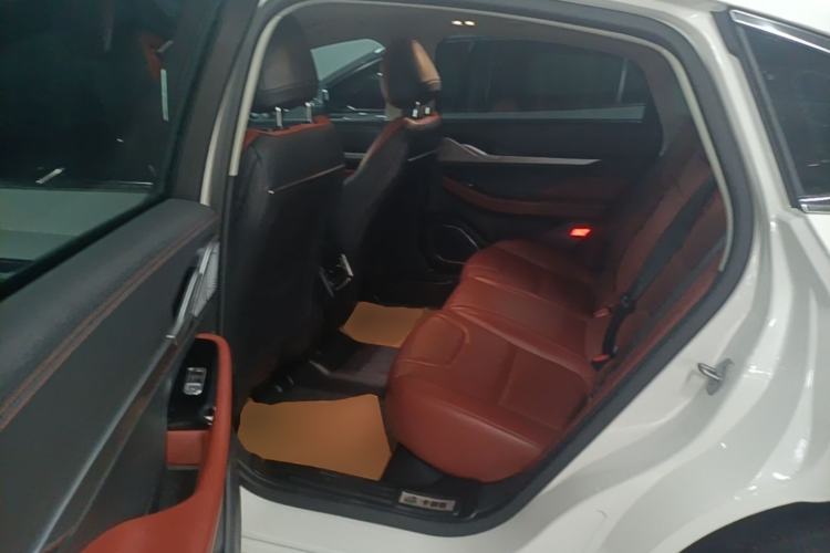Used Lincoln Z 2022 Facelift iEnjoy Deluxe Edition Left Rear Seat