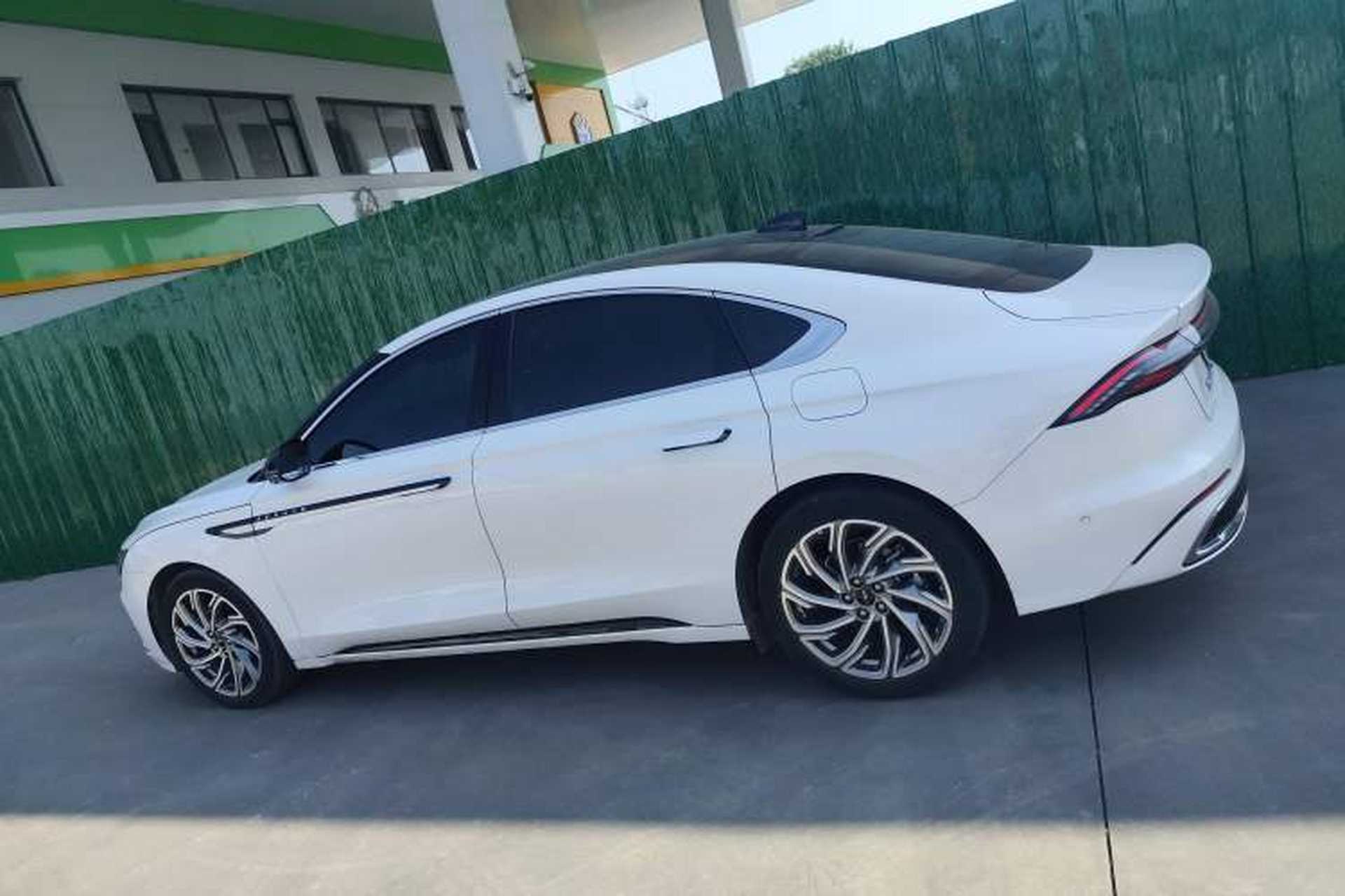 Used Lincoln Z 2022 Facelift iEnjoy Luxury Edition Left Side
