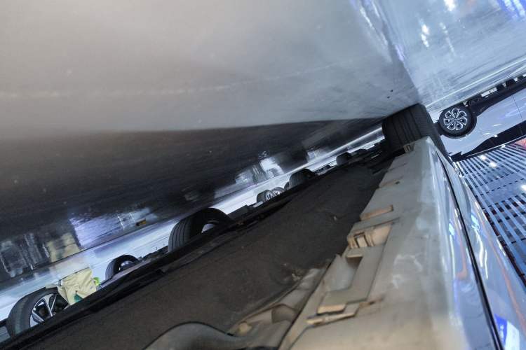 Used Lincoln Z 2022 Facelift iCool Deluxe Edition Left Side Sill
