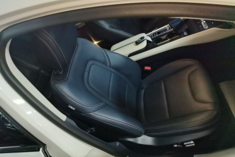 Used Lincoln Z 2022 iKoo Luxury Edition Right Front Seat