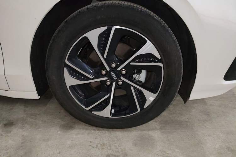 Used Lincoln Z 2022 iKoo Luxury Edition Right Front Wheel Hub