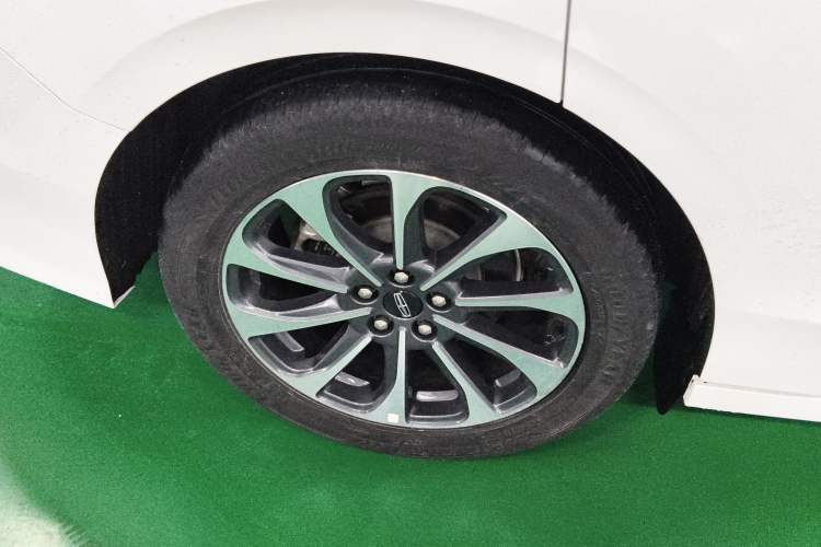 Used Lincoln Z 2022 iXiang Luxury Edition Right Rear Wheel Hub