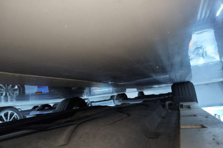 Used Lincoln Z 2022 Facelift iCool Deluxe Edition Right Side Sill