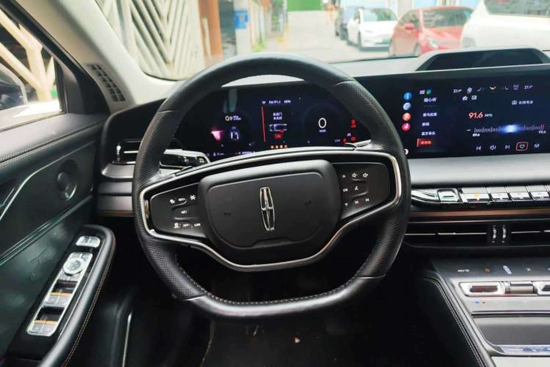 Used Lincoln Z 2022 iEnjoy Luxury Edition Steering Wheel