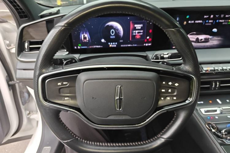 Used Lincoln Z 2022 Revised Version II iCool Luxury Edition Steering Wheel