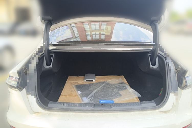 Used Lincoln Z 2022 iKoo Luxury Edition Trunk
