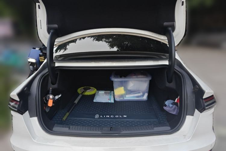 Used Lincoln Z 2022 Revised Version II iCool Luxury Edition Trunk