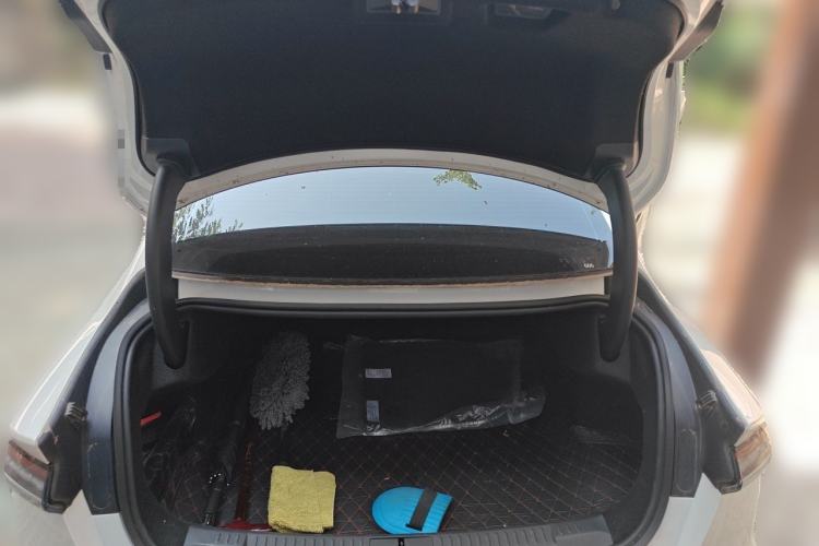 Used Lincoln Z 2022 iXiang Zunyi Edition Trunk