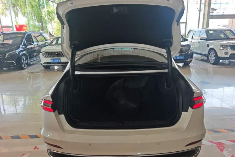 Used Lincoln Z 2022 iEnjoy Prestige Edition Trunk
