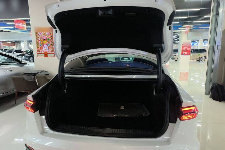 Used Lincoln Z 2022 iKoo Deluxe Edition Trunk