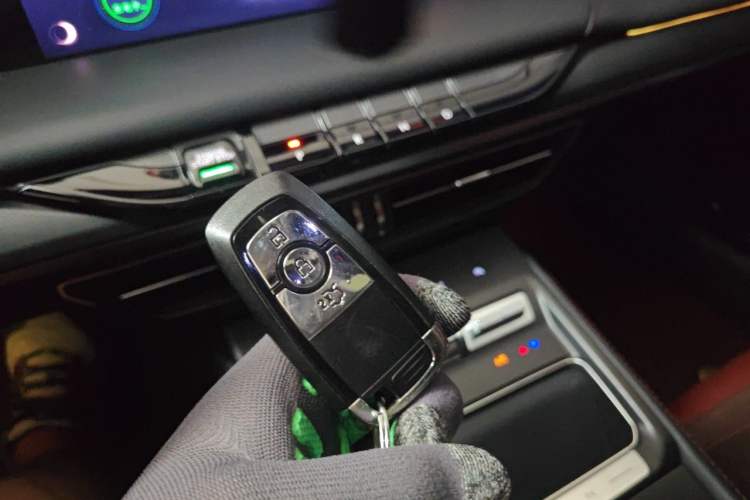 Used Lincoln Z 2022 iXiang Deluxe Edition Vehicle Key