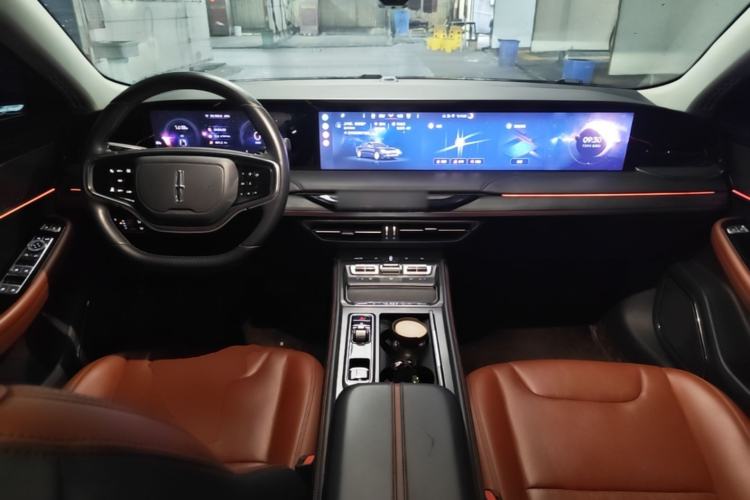 Used Lincoln Z 2024 2.0T Prestige Edition Center Console
