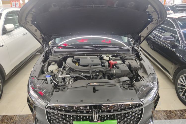 Used Lincoln Z 2024 2.0T Prestige Edition Engine Bay