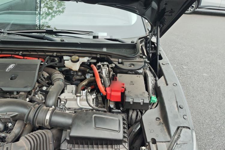Used Lincoln Z 2024 2.0T Two-Wheel Drive Luxury Hybrid Version Engine Bay Left