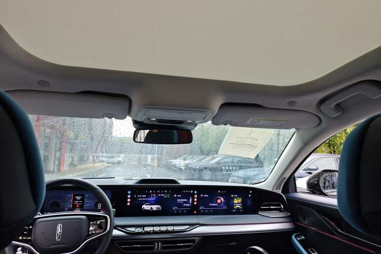 Used Lincoln Z 2024 2.0T Two-Wheel Drive Prestige Hybrid Version Headliner