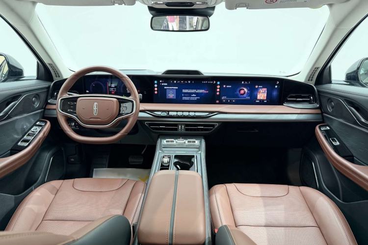 Used Lincoln Z 2024 2.0T Two-Wheel Drive Luxury Hybrid Version Interior 3