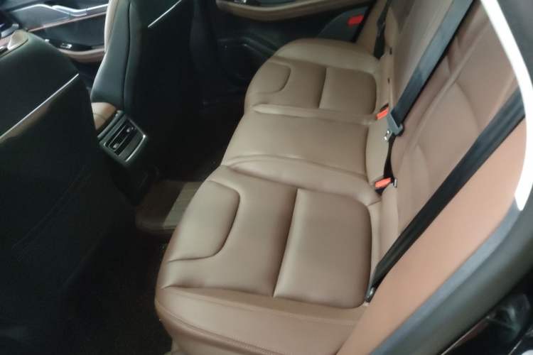 Used Lincoln Z 2024 2.0T Two-Wheel Drive Luxury Hybrid Version Interior 4
