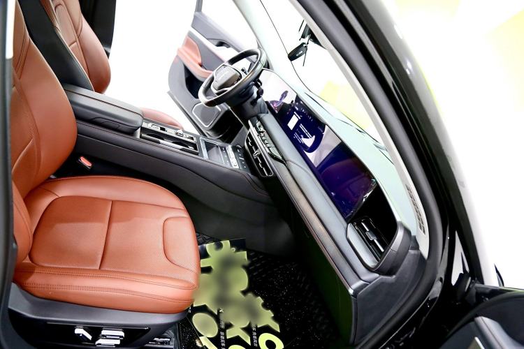 Used Lincoln Z 2024 2.0T Prestige Edition Interior 5