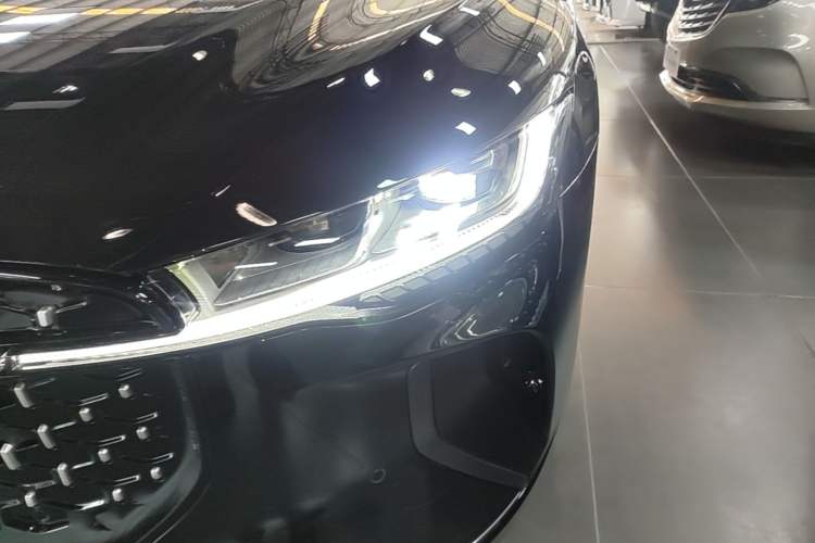 Used Lincoln Z 2024 2.0T Two-Wheel Drive Luxury Hybrid Version Left Front Headlight